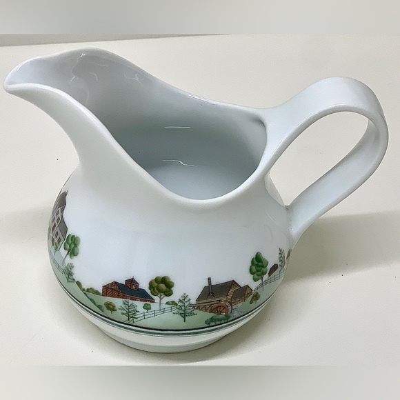 Rare Vintage Discontinued Antique 1978 ESTEE LAUDER PORCELAIN Pitcher - Picture 10 of 16